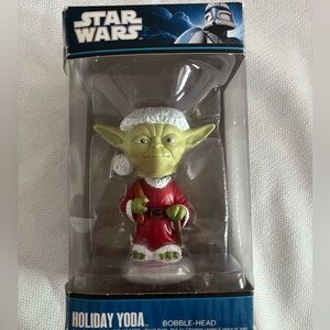 Funko Star Wars Holiday Yoda Bobblehead